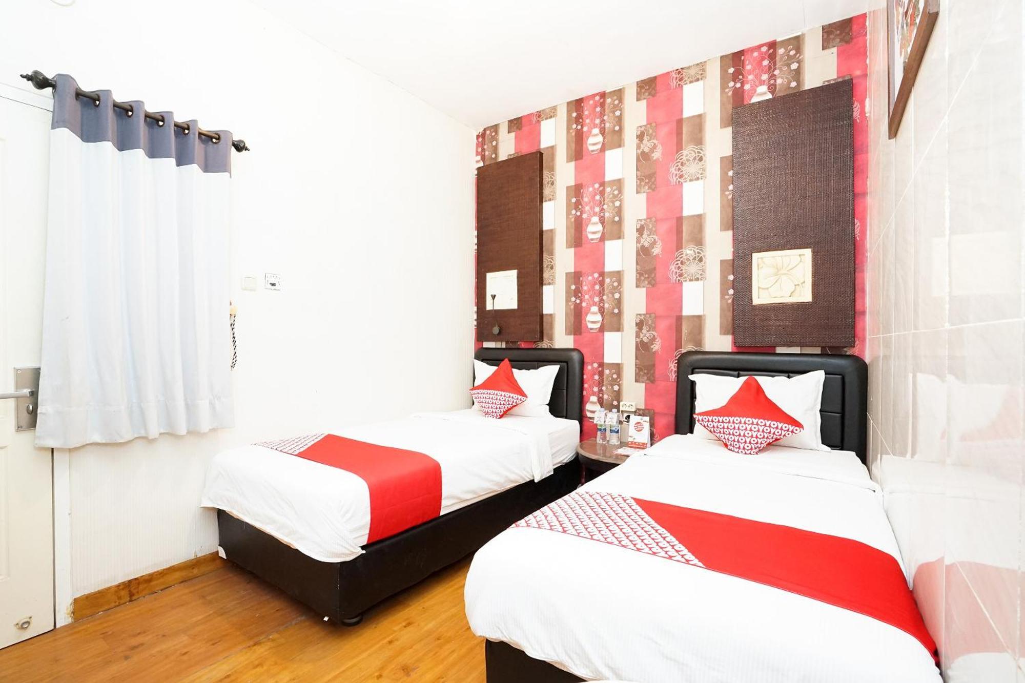 Oyo 425 Mojokerto Guesthouse Zewnętrze zdjęcie