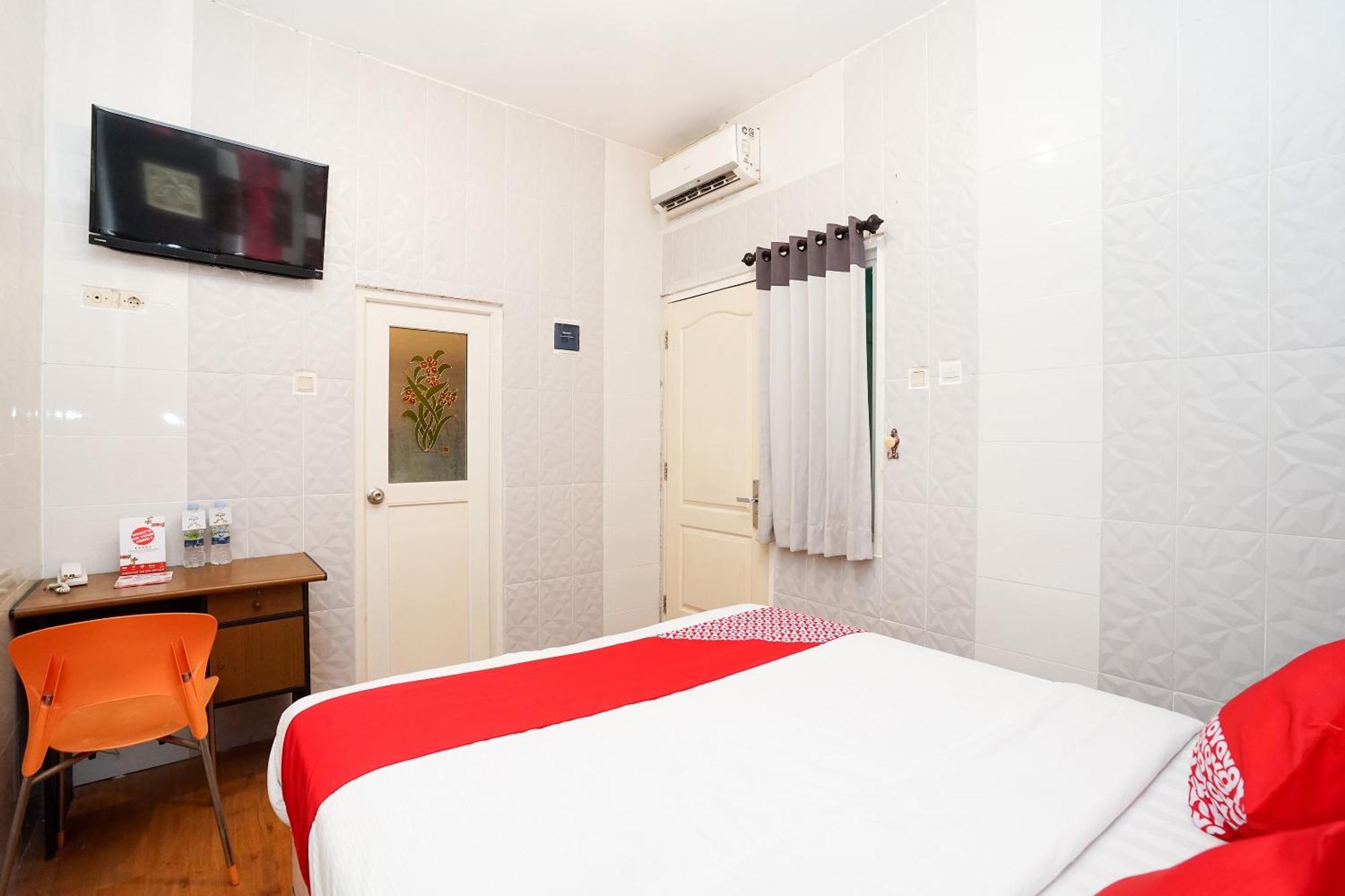 Oyo 425 Mojokerto Guesthouse Zewnętrze zdjęcie