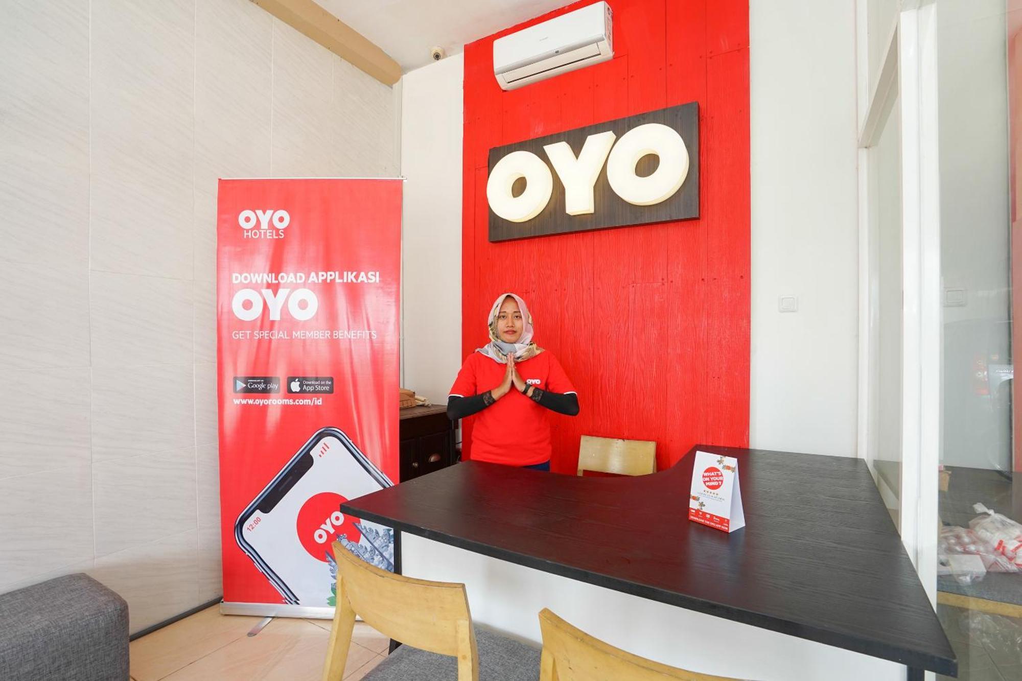 Oyo 425 Mojokerto Guesthouse Zewnętrze zdjęcie