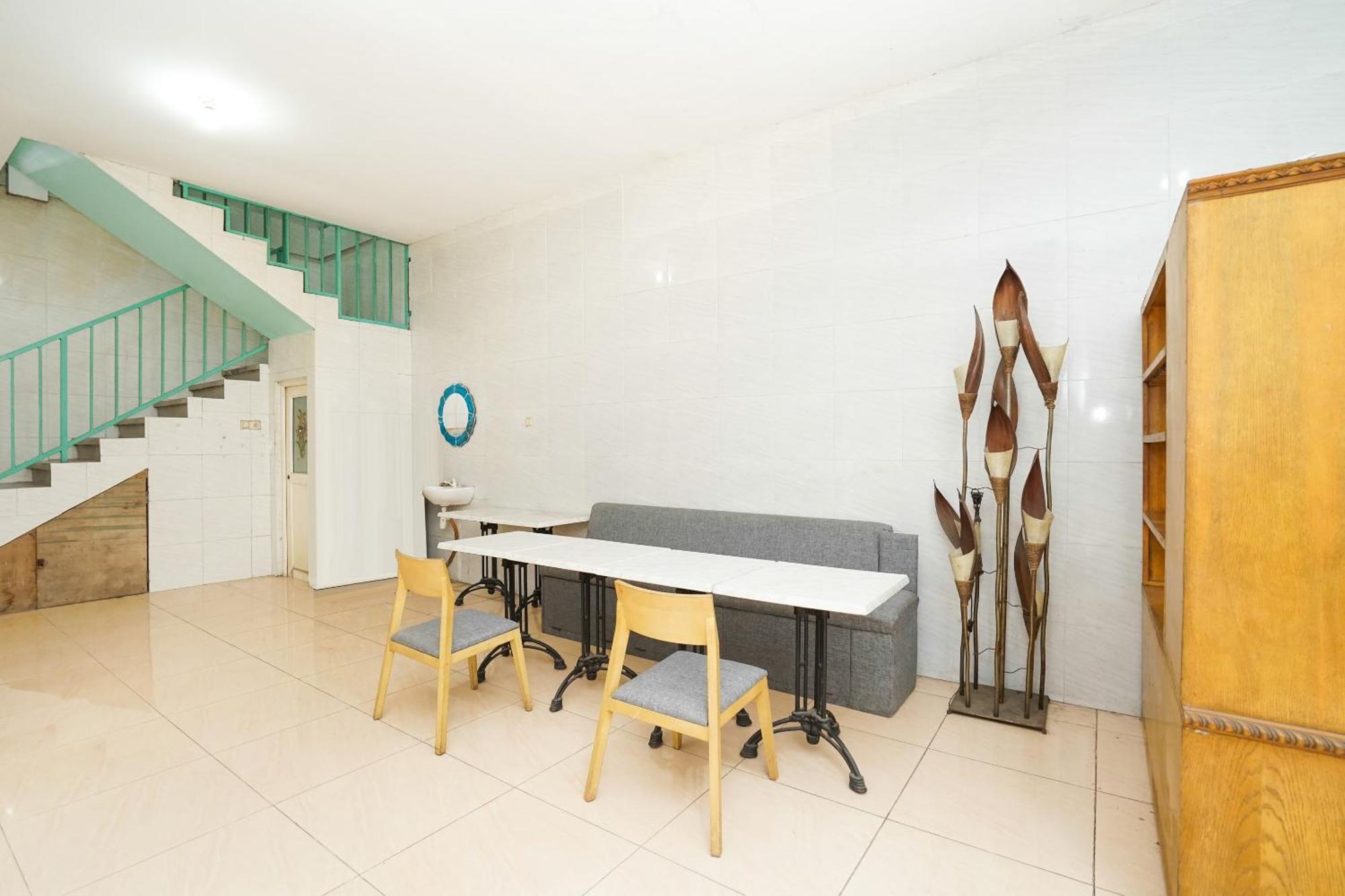 Oyo 425 Mojokerto Guesthouse Zewnętrze zdjęcie