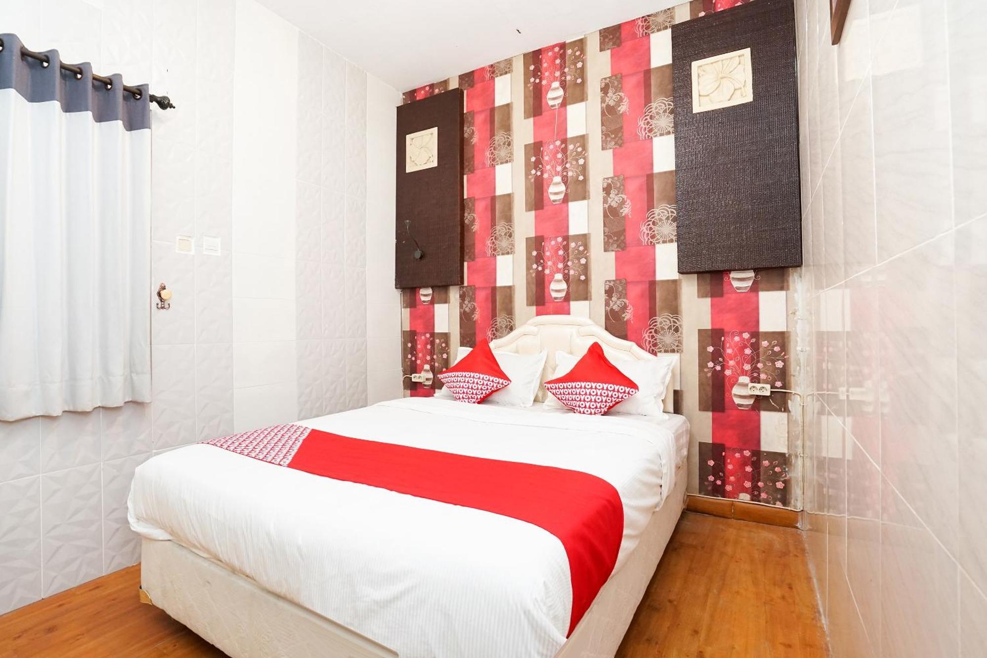 Oyo 425 Mojokerto Guesthouse Zewnętrze zdjęcie