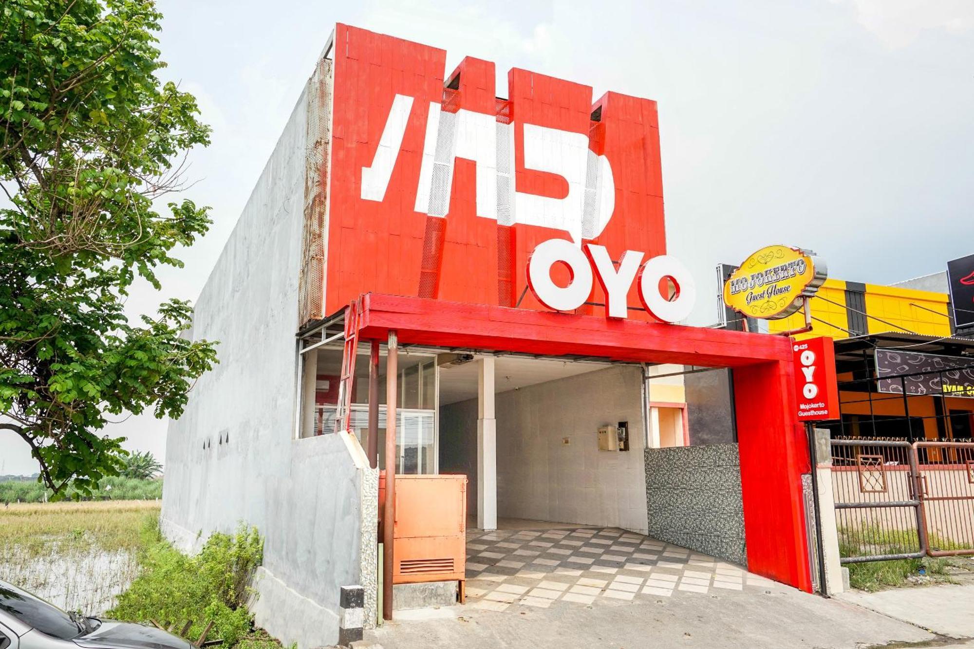 Oyo 425 Mojokerto Guesthouse Zewnętrze zdjęcie
