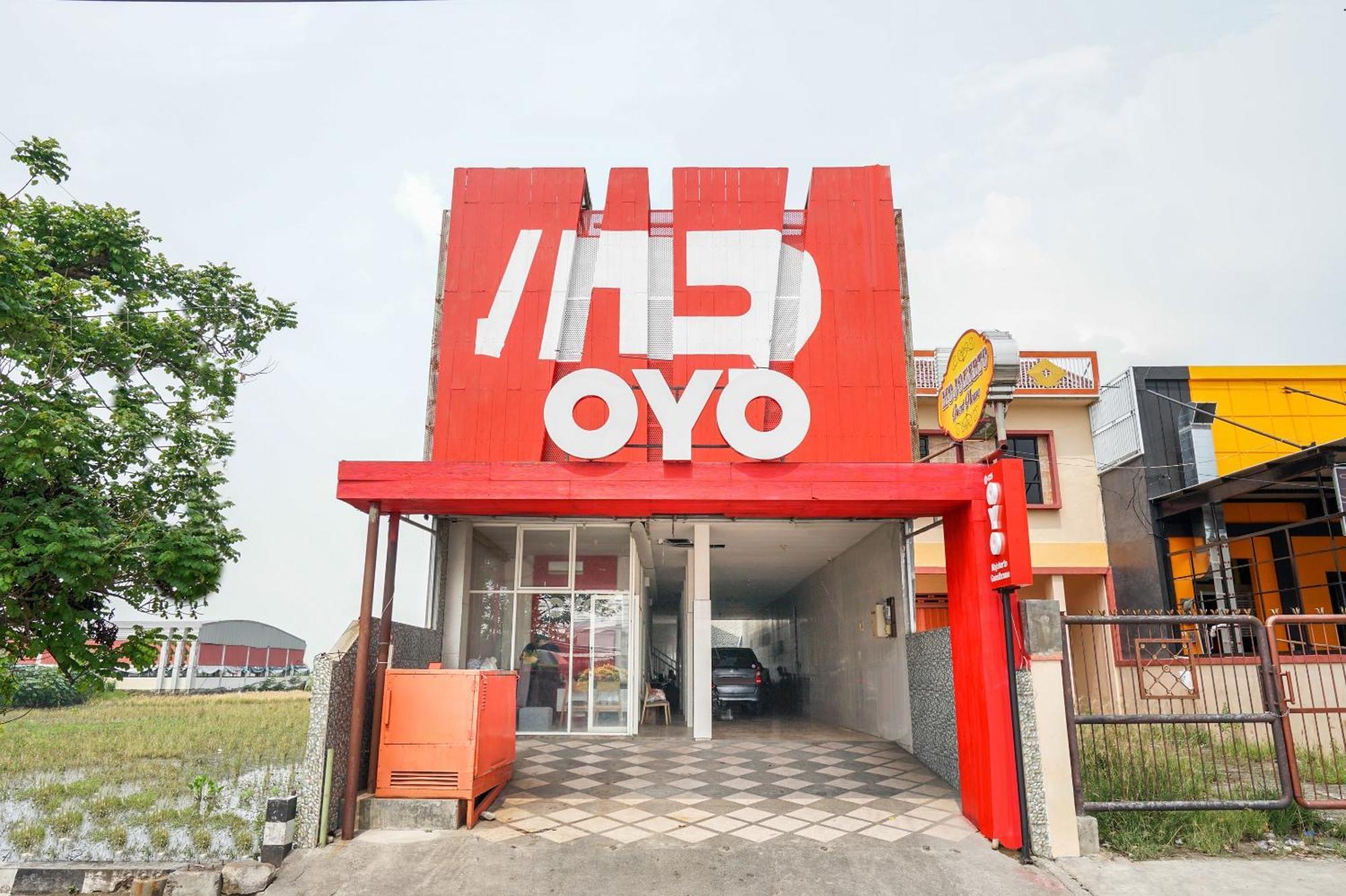 Oyo 425 Mojokerto Guesthouse Zewnętrze zdjęcie